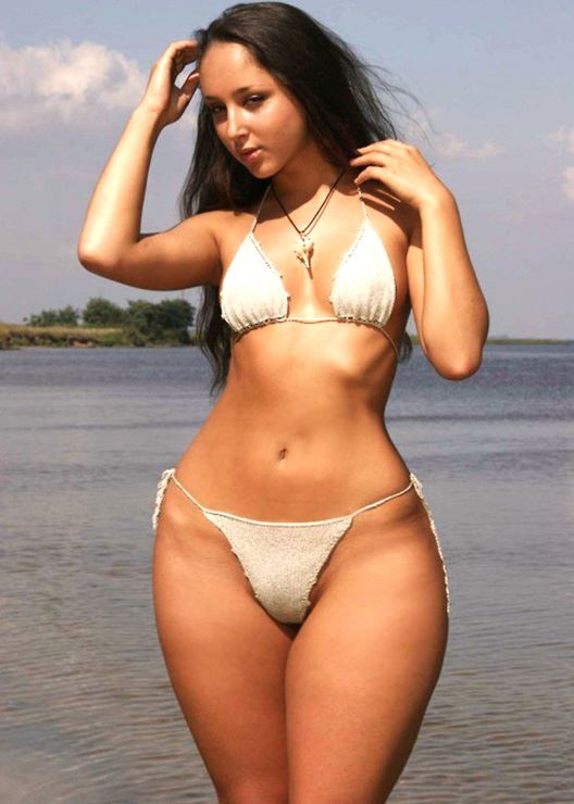 wide hips beach girl